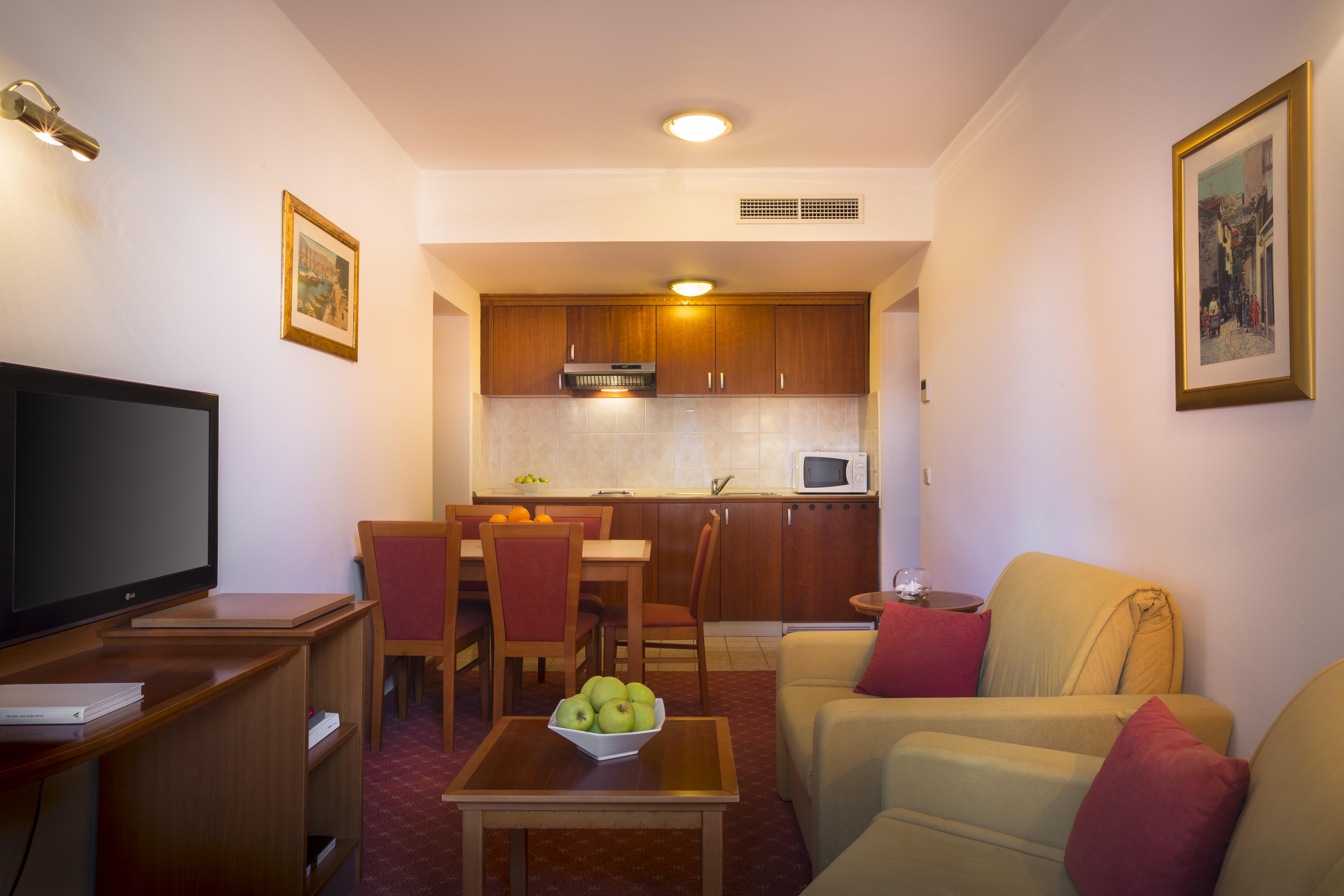 Valamar Villa Adria Башка Екстер'єр фото
