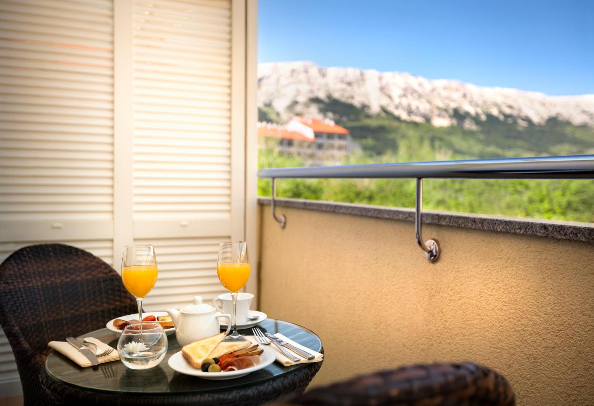 Valamar Villa Adria Башка Екстер'єр фото